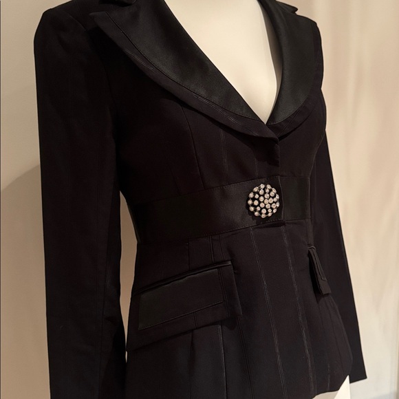 HOST PIC NANETTE LEPORE BLACK TUXEDO JACKET EMBELLISHED LARGE RHINESTONE CLOSE 2
